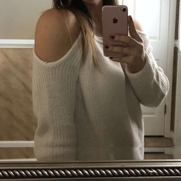 Sanctuary open shoulder sweater - Picture 10 of 11